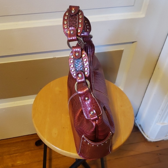 Handbag - Picture 2 of 8